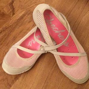 Skechers mesh sandals with sneaker soles.